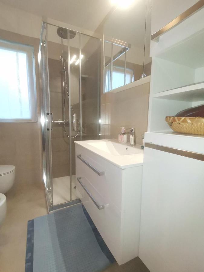 Apartman Hola Novigrad  Luaran gambar